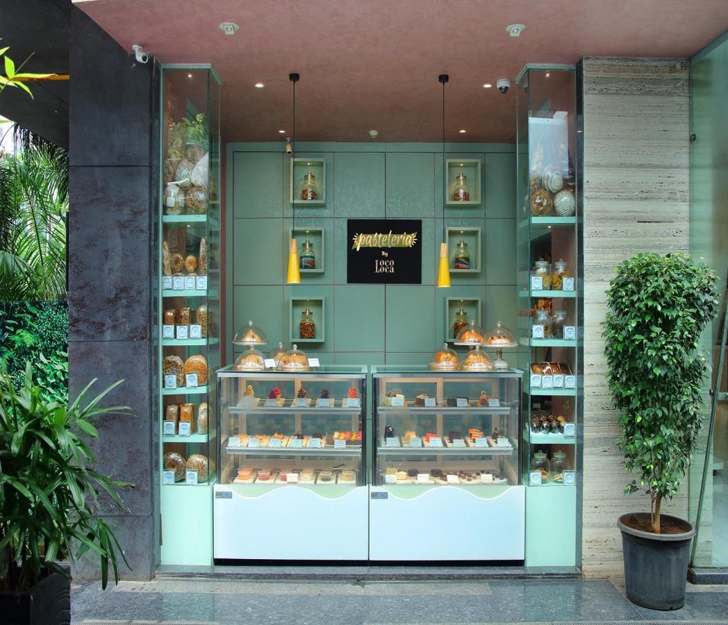 The Empresa Hotel Mumbai Bagian luar foto